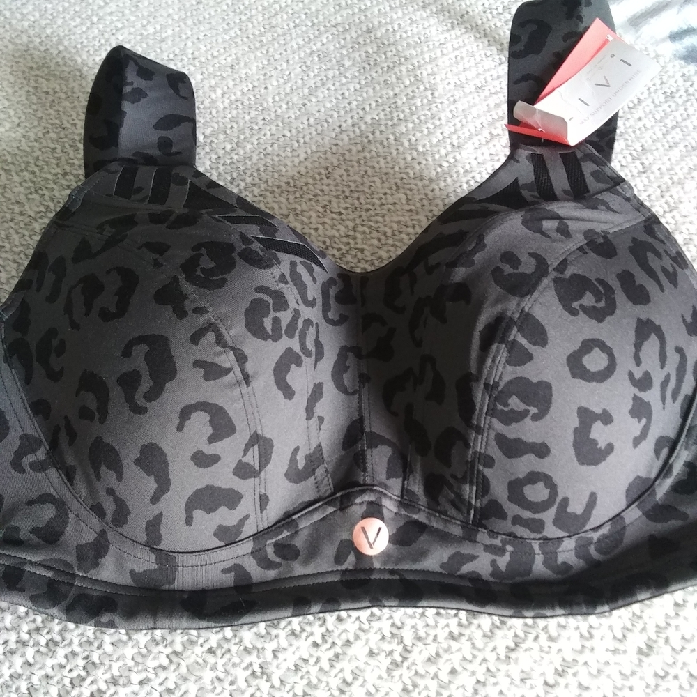 LIVI (Lane Bryant) Max Support Wicking Underwire Sports Bra Size 36D - Picture 9 of 10